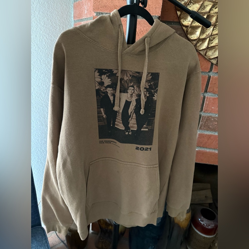 Jonas Brothers Tour Sweatshirt 2021